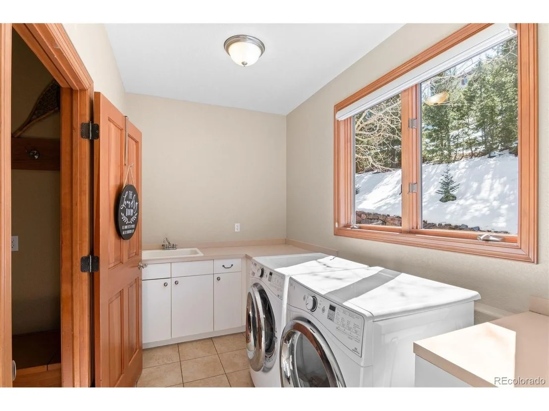Photo of 3064 Elk View Dr