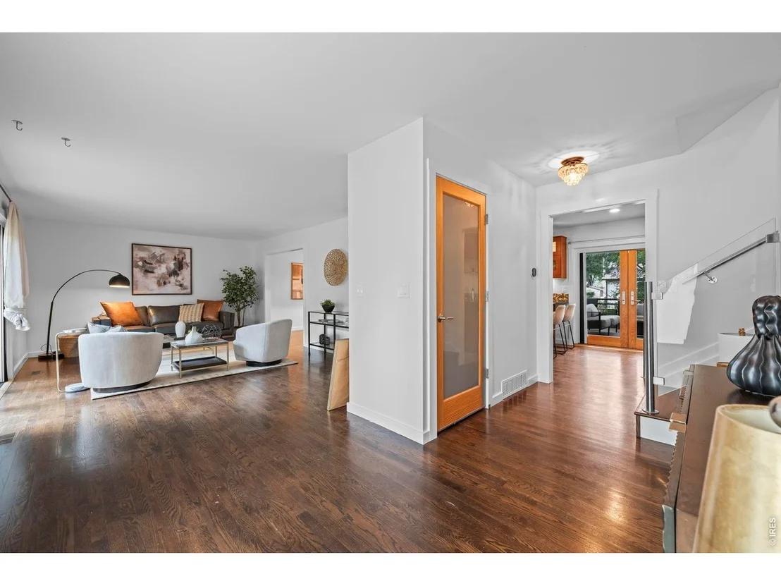 Photo of 5139 Holmes Pl