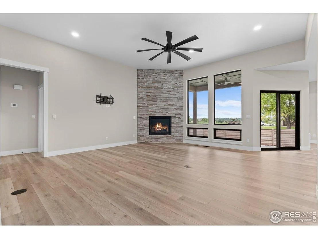 Photo of 1291 Swan Peter Dr
