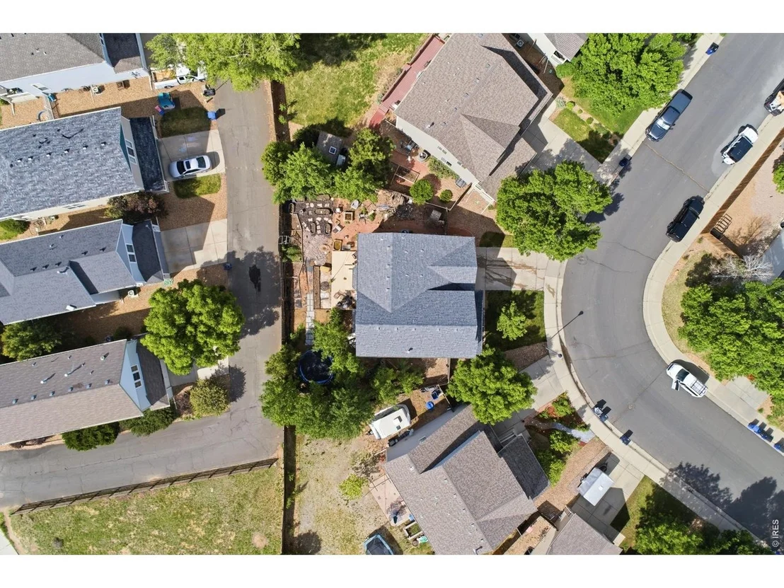 Photo of 7472 Skyline Way