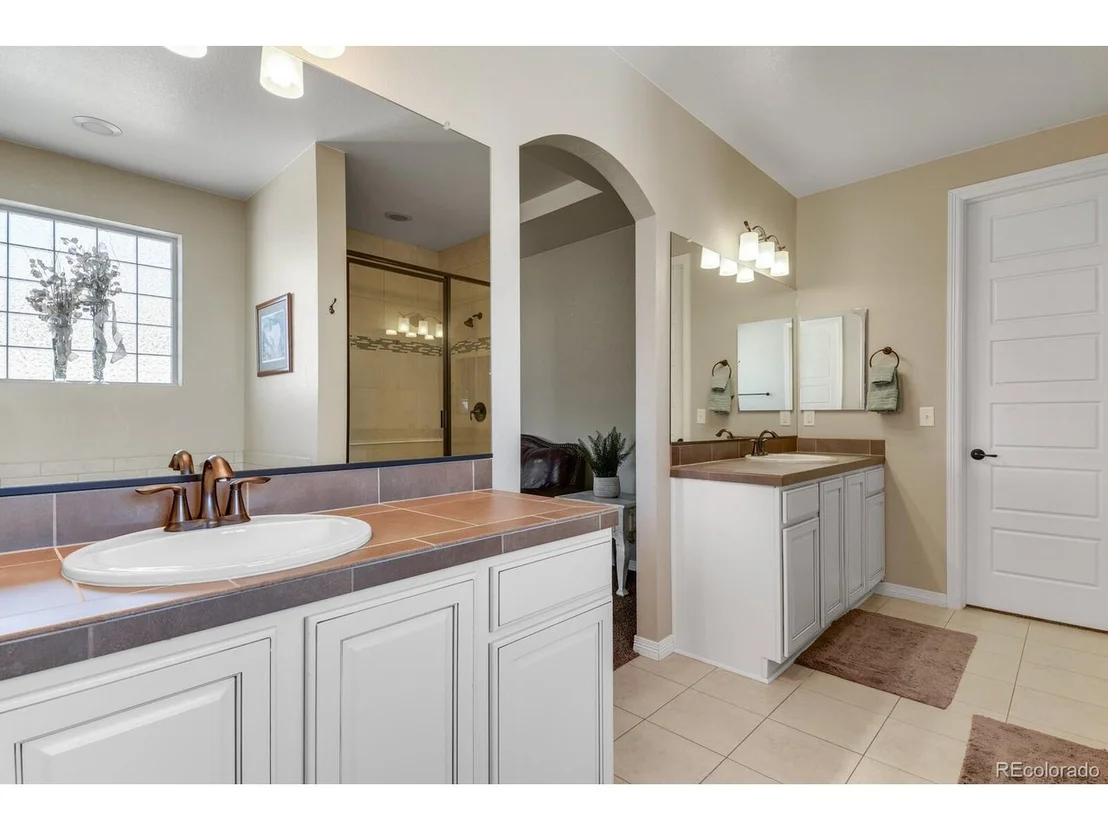 Photo of 5516 Fairmount Dr