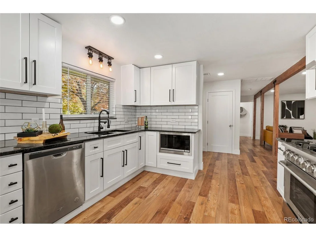 Photo of 4895 Depew St
