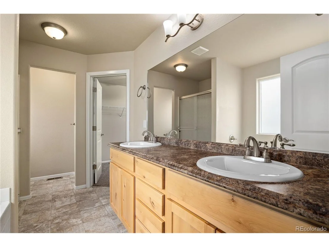 Photo of 1638 Shoreview Pkwy