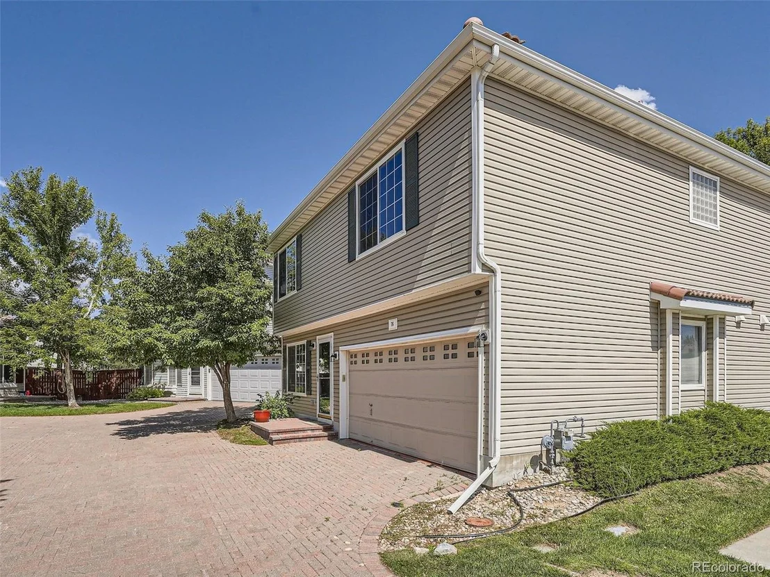 Photo of Unit 76 at 20000 Mitchell Pl
