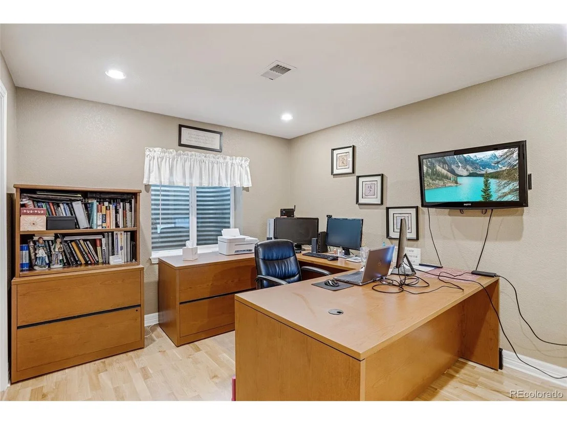 Photo of 5283 Yank Way
