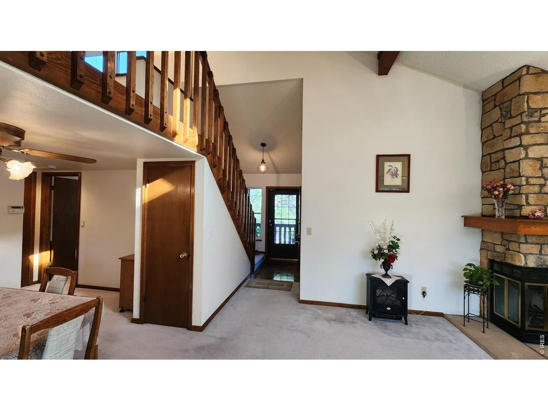 Photo of 6239 Willow Ln
