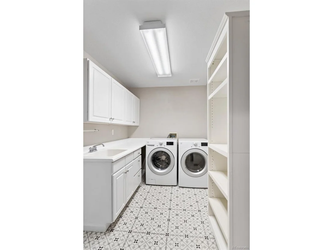 Photo of 6681 Secrest Cir