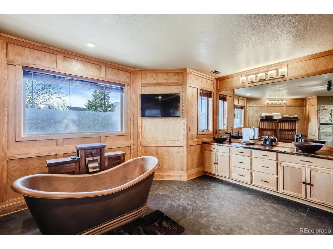 Photo of 2120 Jade Way