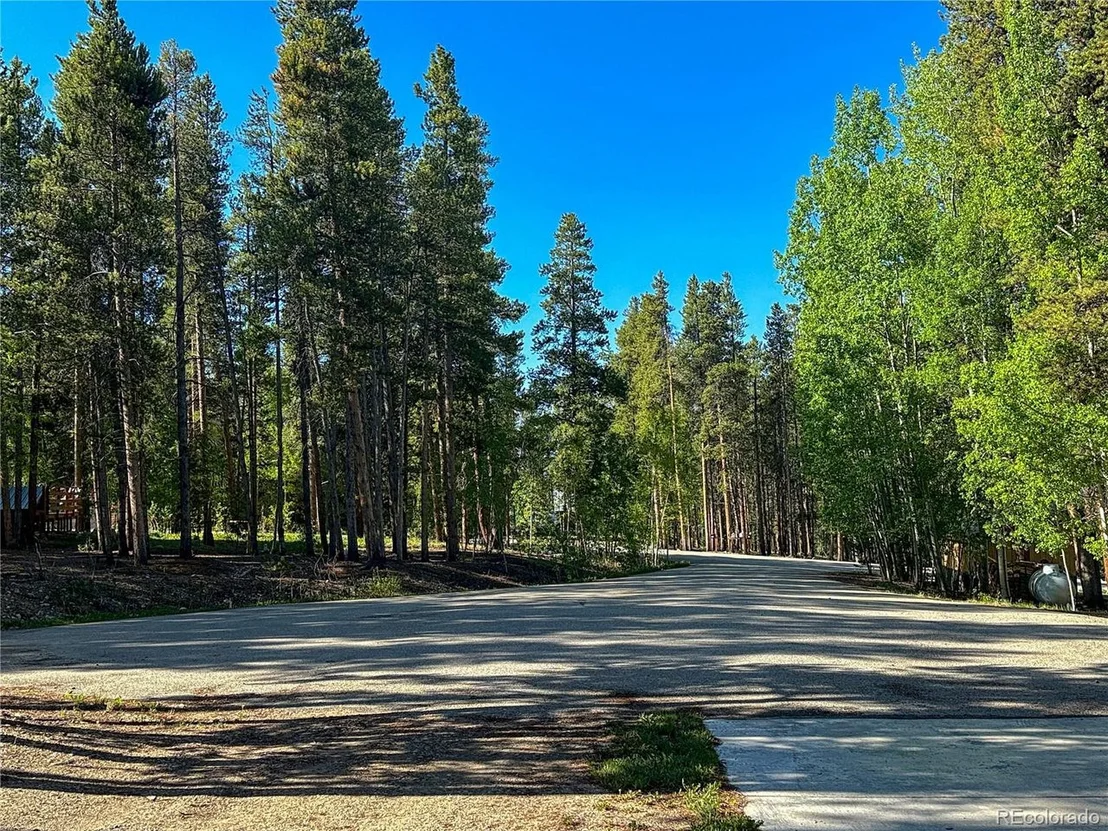 Photo of 2128 N Lodgepole Cir