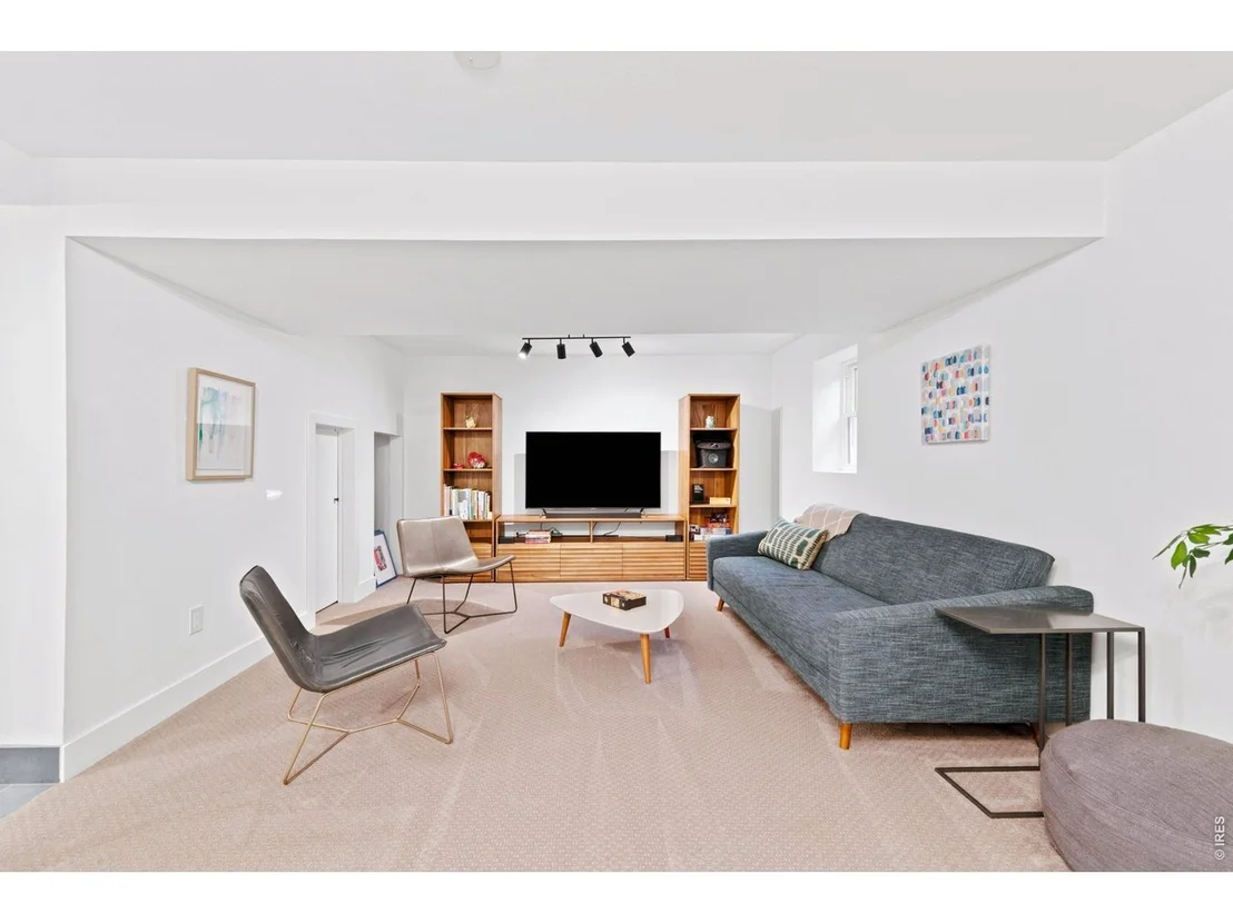 Photo of 3497 Iris Ct