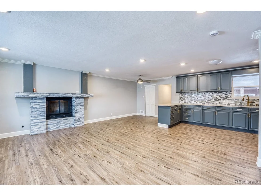Photo of 4865 Scranton Ct