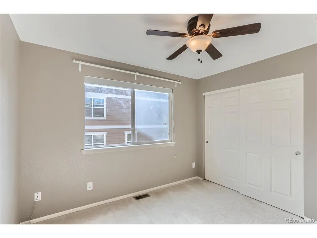 Photo of 6896 Sunburst Ave