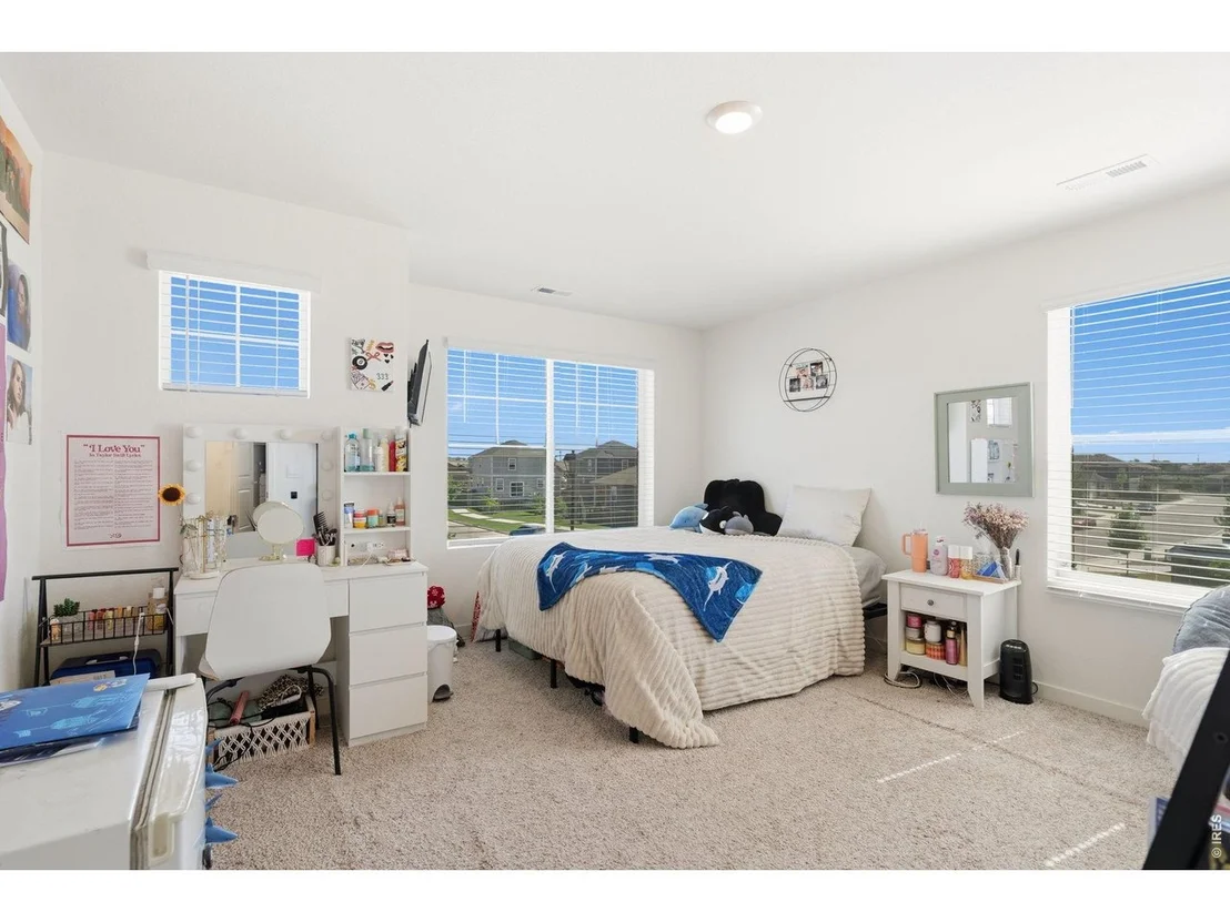 Photo of 717 Lake Emerson Rd