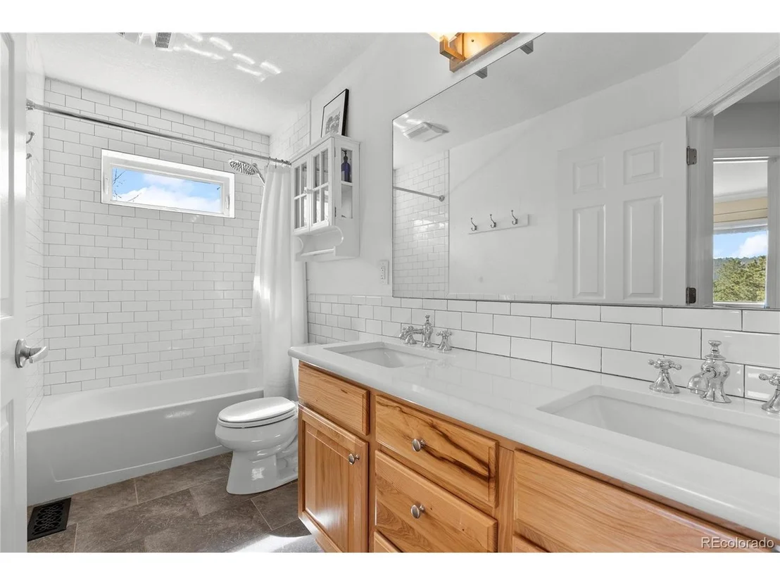 Photo of 26176 Sweetbriar Trl
