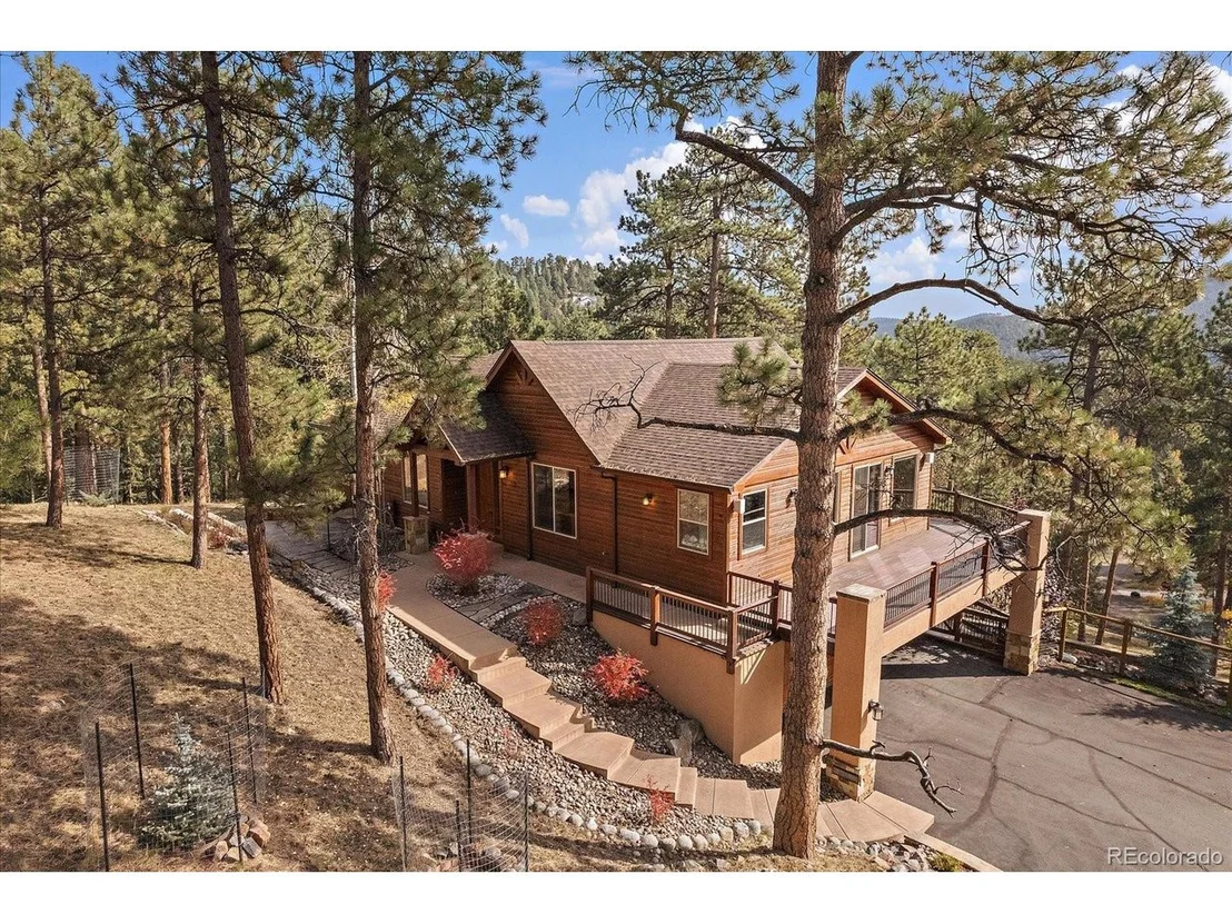 Photo of 28857 Cedar Cir
