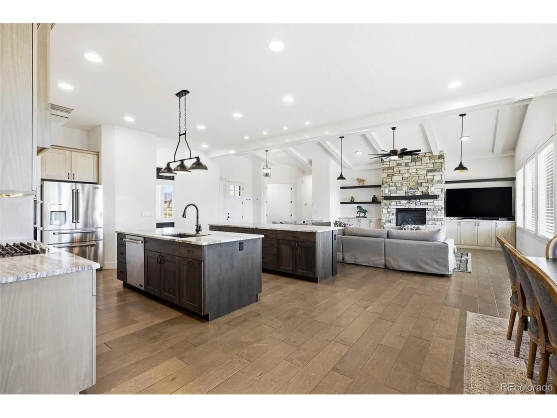 Photo of 900 Berthoud Peak Dr