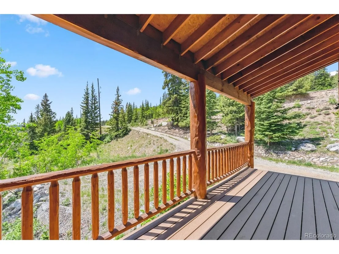Photo of 1375 Roberts Rd
