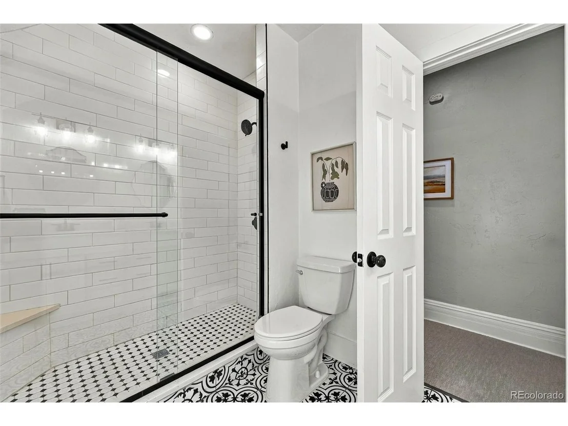 Photo of 2426 King St