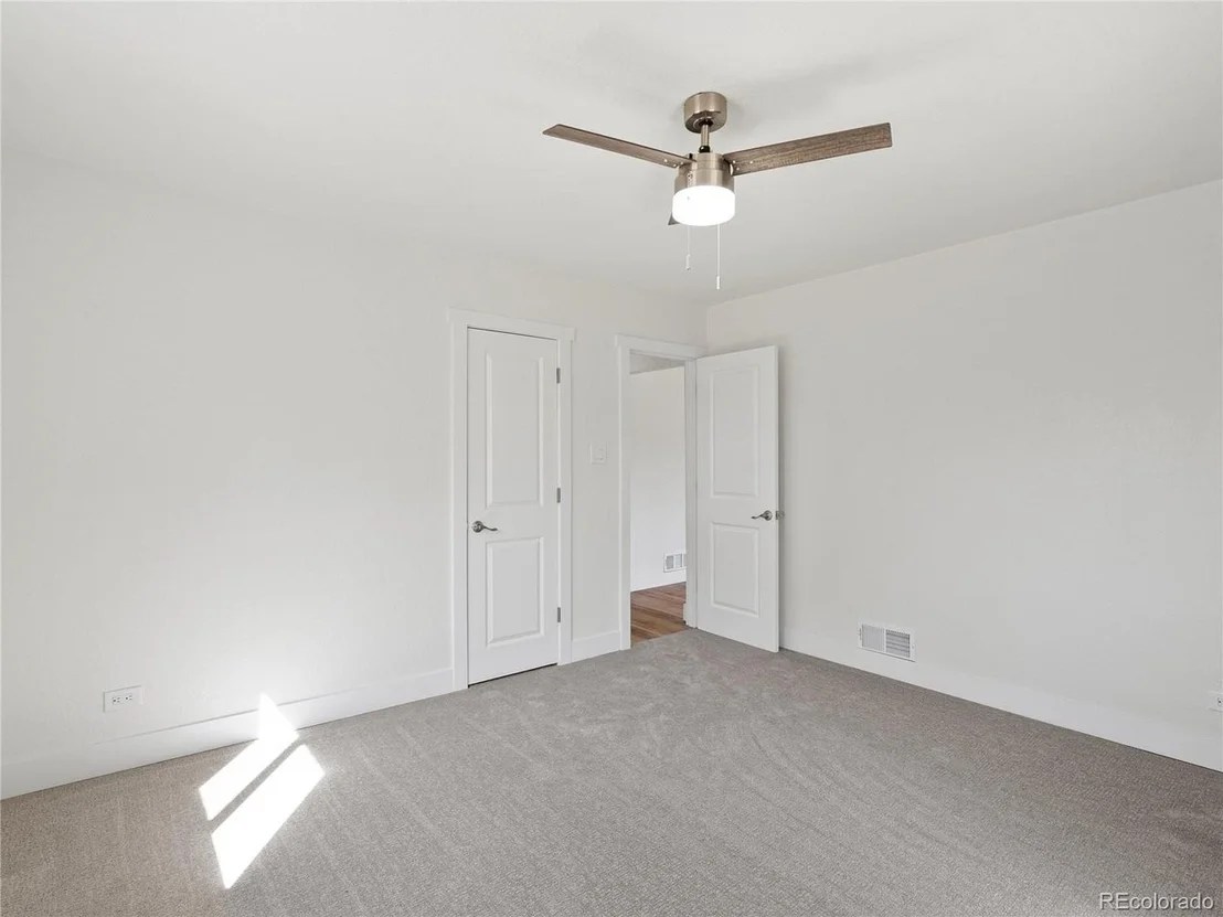 Photo of 3441 W Ford Pl