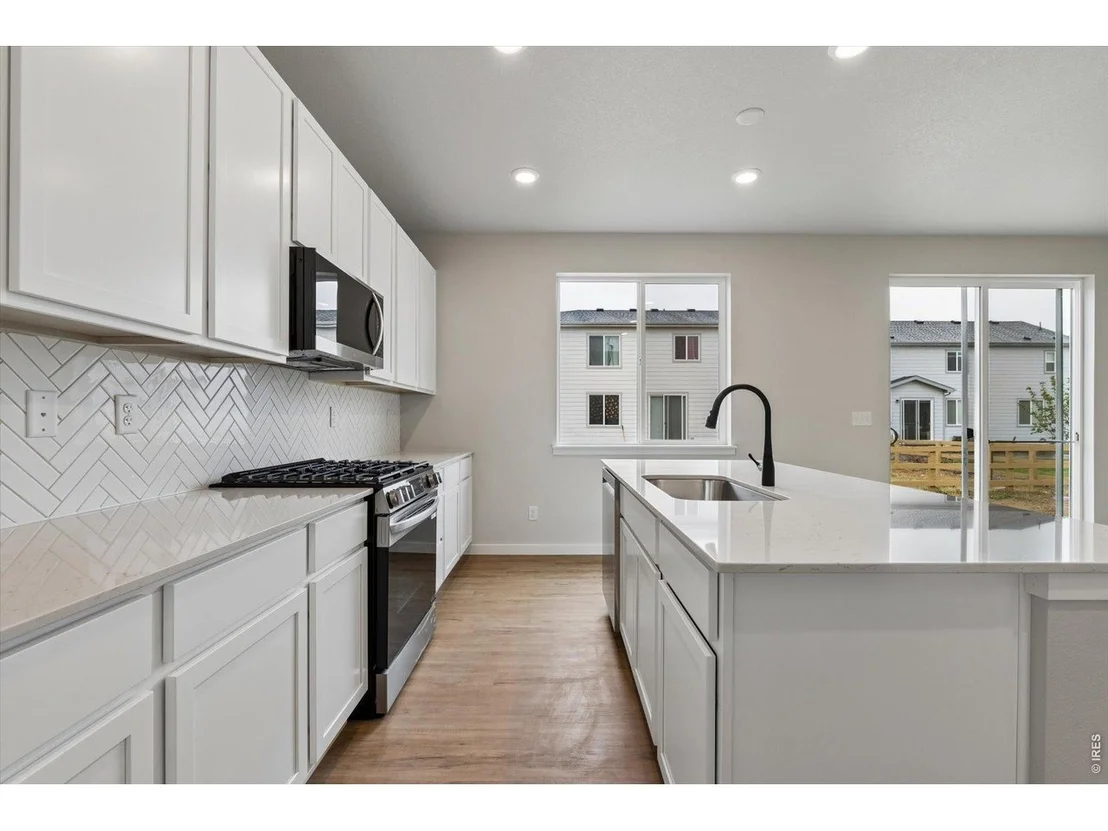 Photo of 807 Kettlepond Way