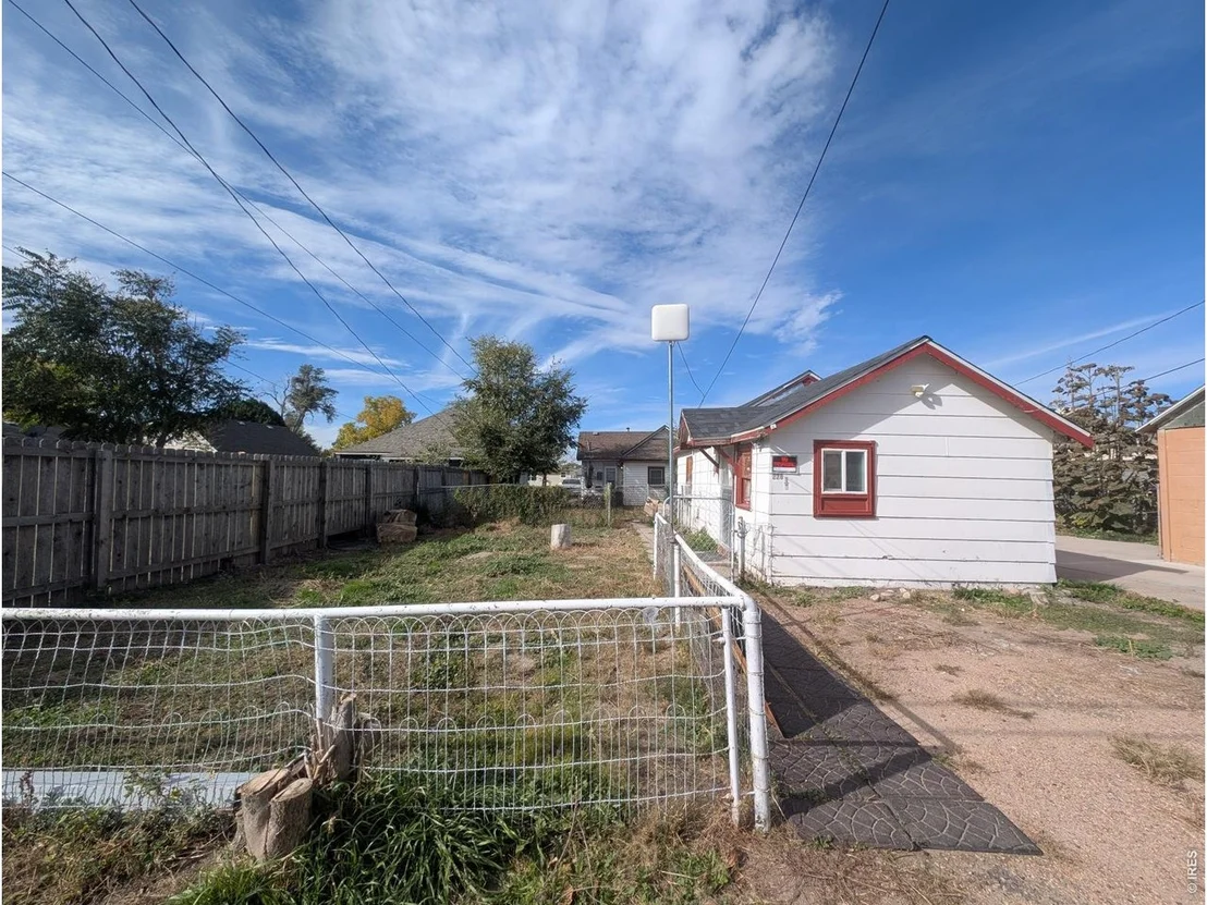 Photo of 226 N 7th Ave