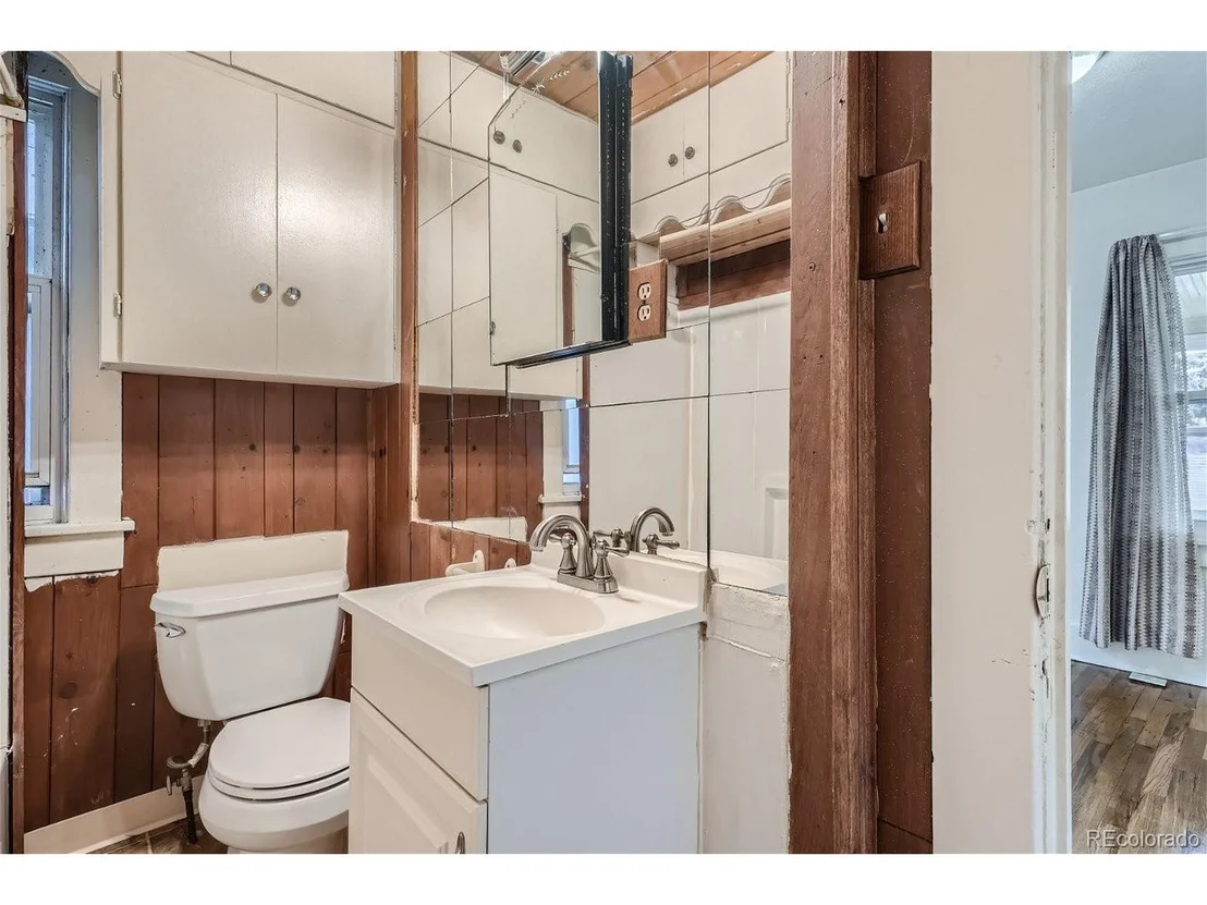 Photo of 3637 Lowell Blvd