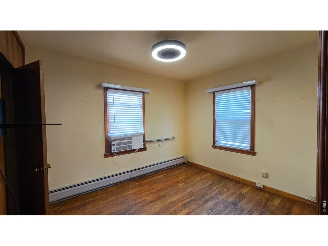 Photo of 411 Clark St