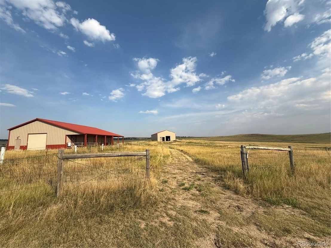 Photo of 22500 Cow Cir