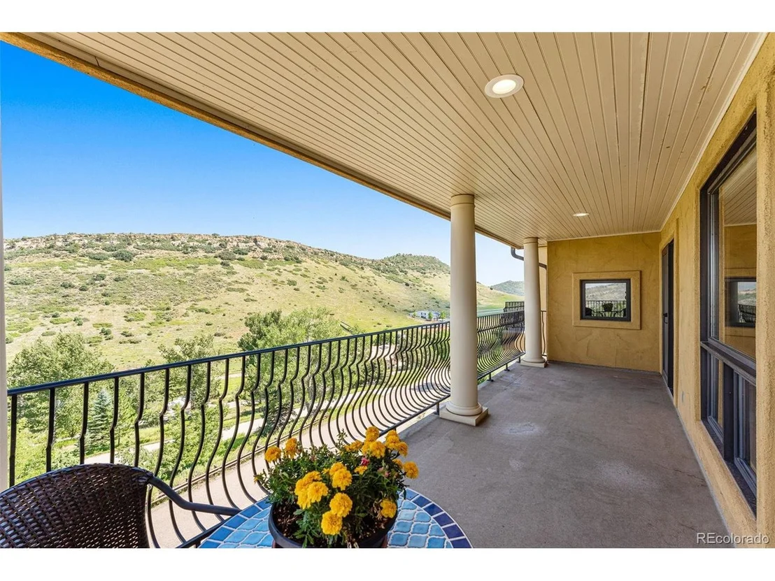 Photo of 5970 Crestbrook Dr
