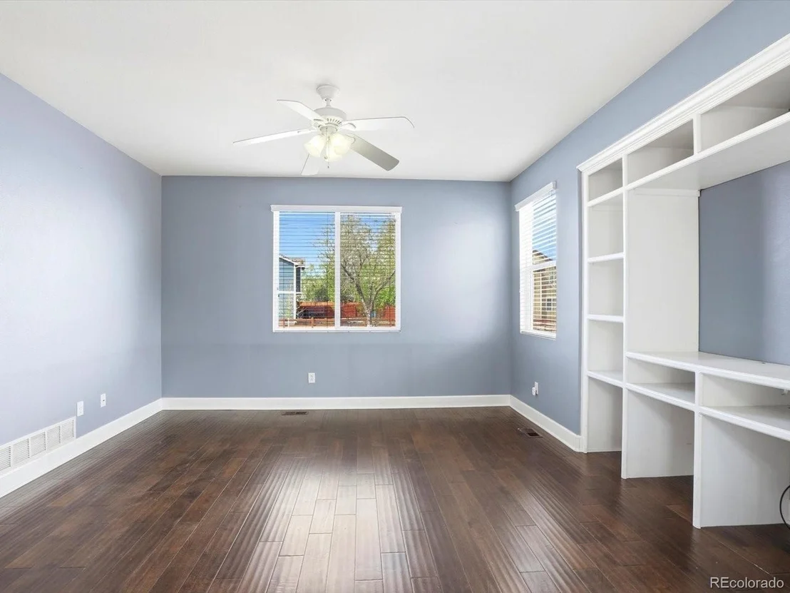 Photo of 10059 Dillon Cir