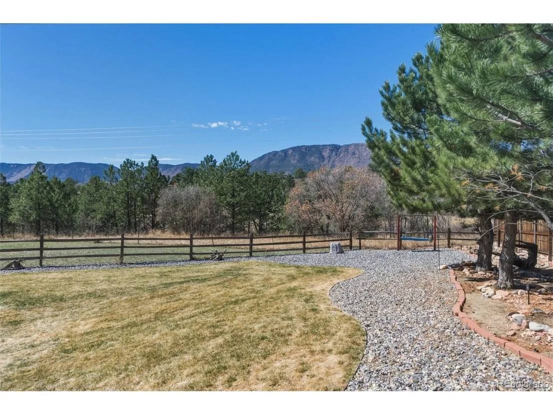 Photo of 437 Mcshane Pl