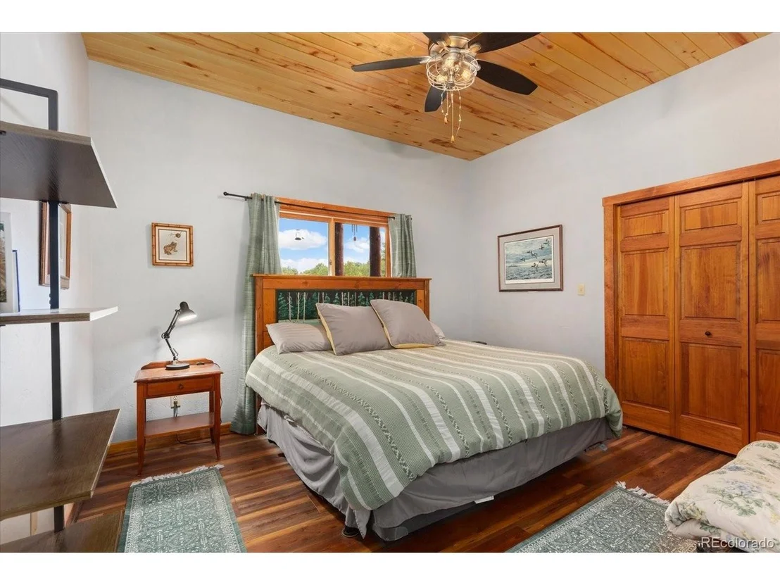 Photo of 40 Bear Ridge Rd