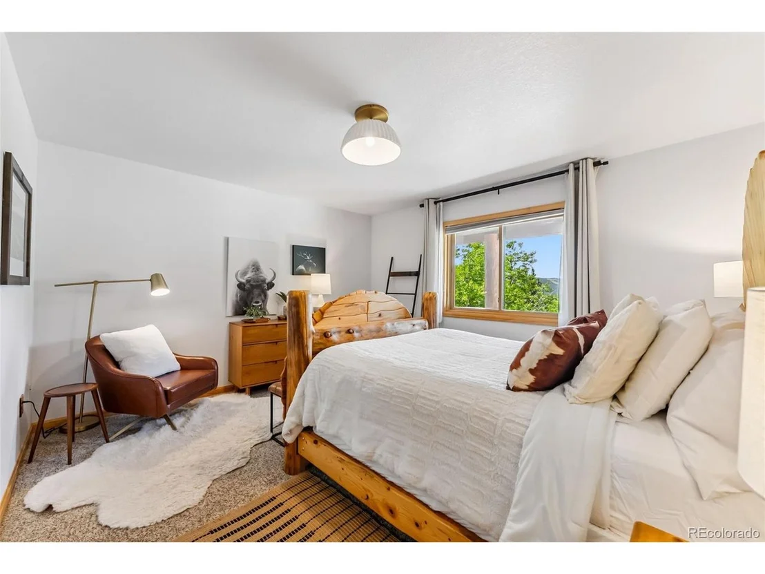 Photo of 1375 Roberts Rd