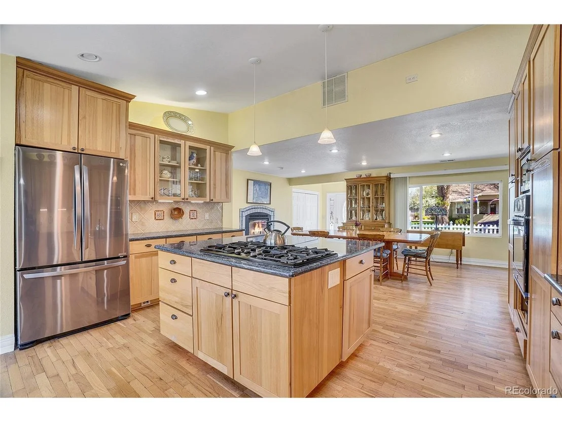 Photo of 422 2nd St