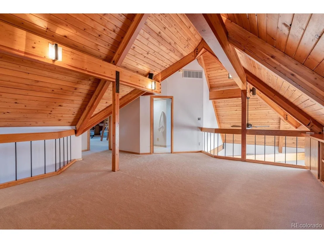 Photo of 2695 Linden Dr