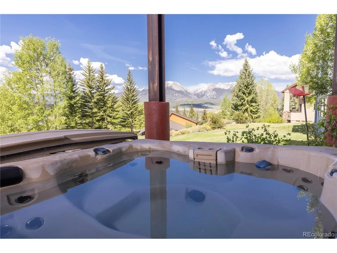 Photo of 354 Ensign Dr