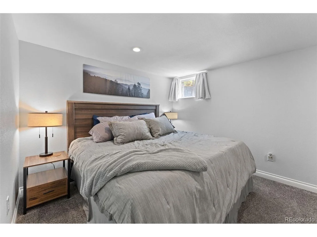 Photo of 6518 W 70th Pl