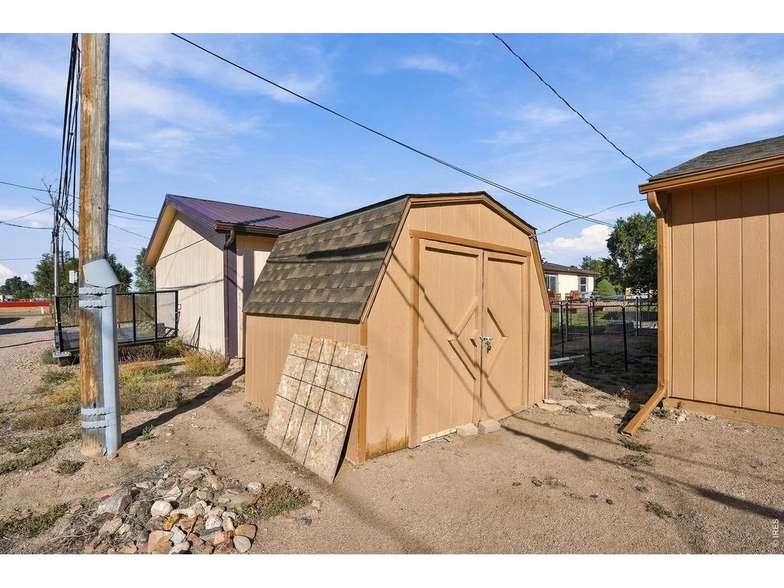 Photo of 404 W Shafer Ave