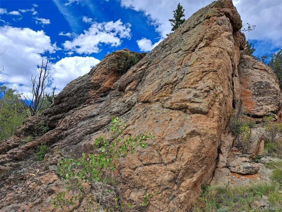 Photo of 736 Stagestop Rd