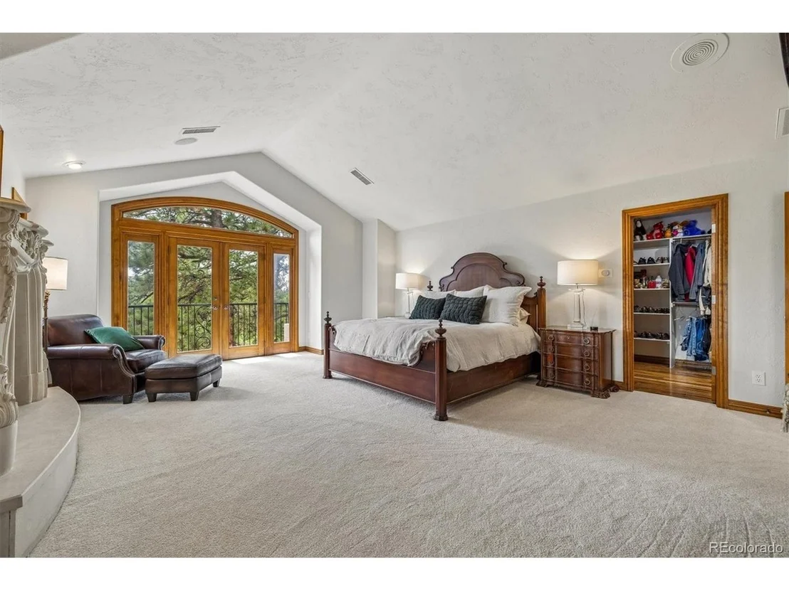 Photo of 2376 Trails End