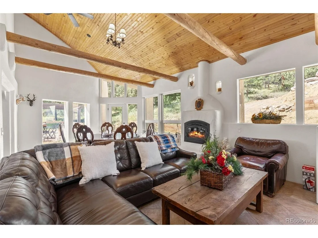 Photo of 1053 Red Moon Rd