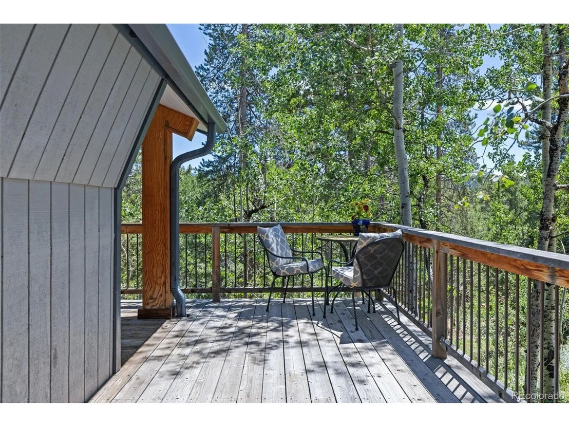 Photo of 415 Upper Travis Gulch Rd