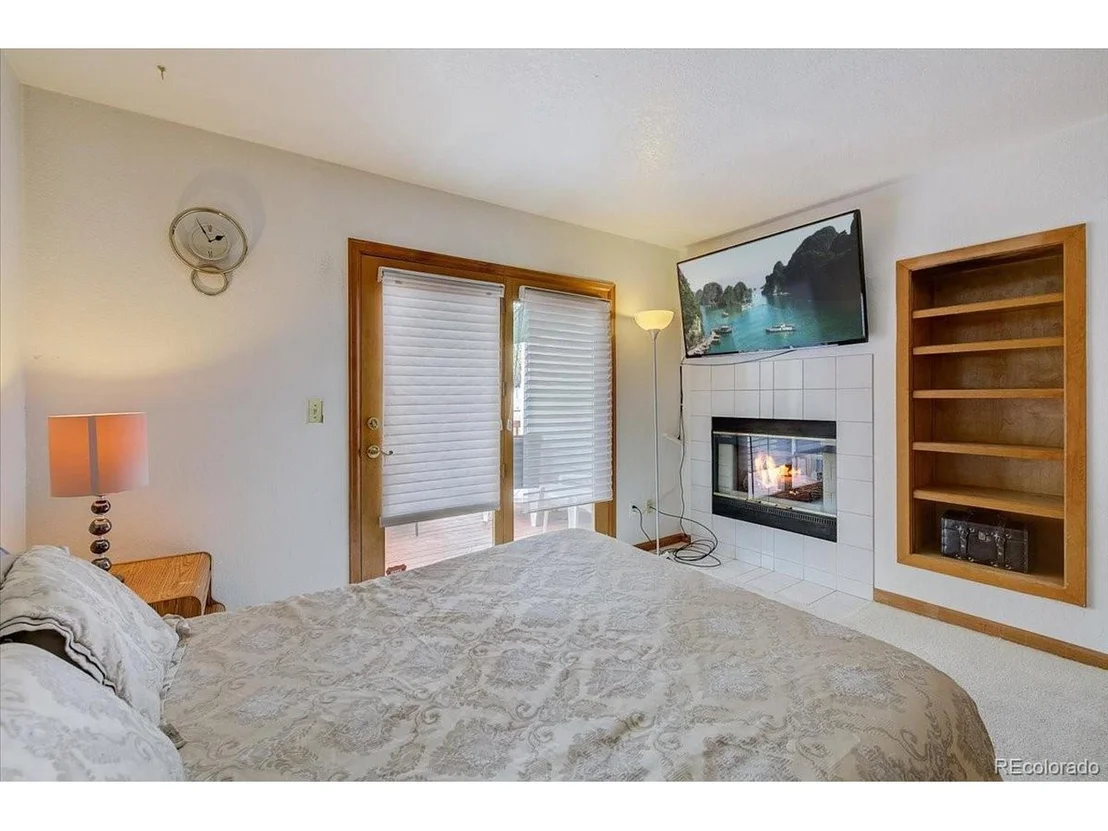 Photo of 10332 Meade Loop