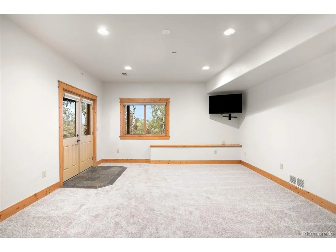 Photo of 229 Mohawk Trl