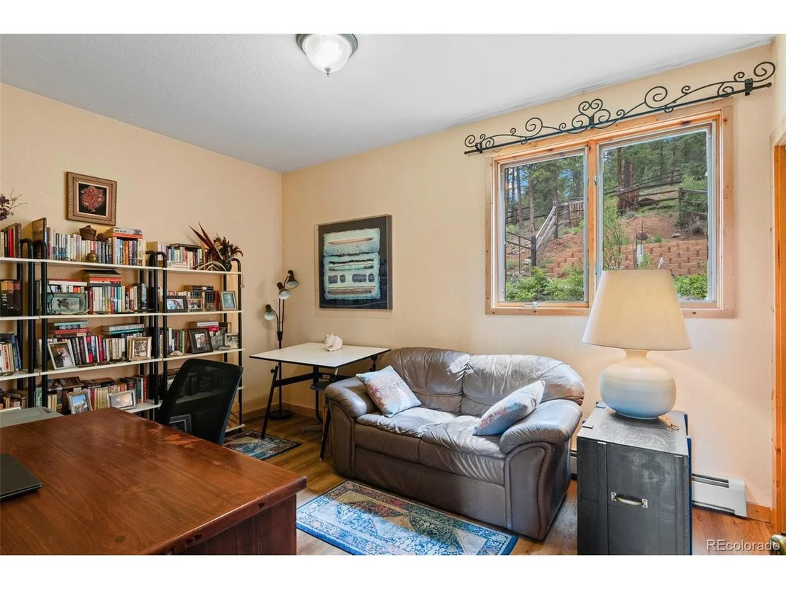 Photo of 27264 Schuyler Gulch Rd