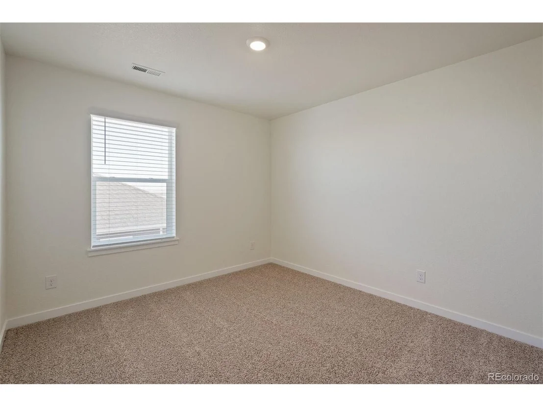 Photo of 907 London Way