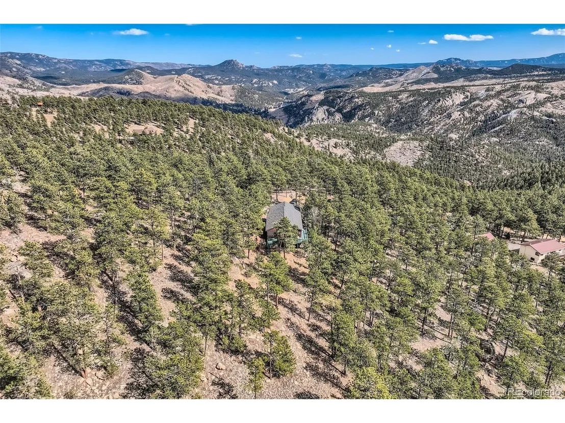 Photo of 421 Holmes Gulch Rd