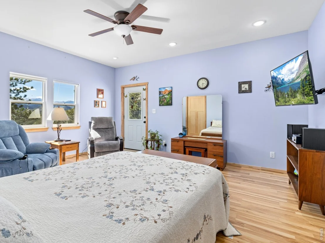 Photo of 456 Storm Mountain Dr