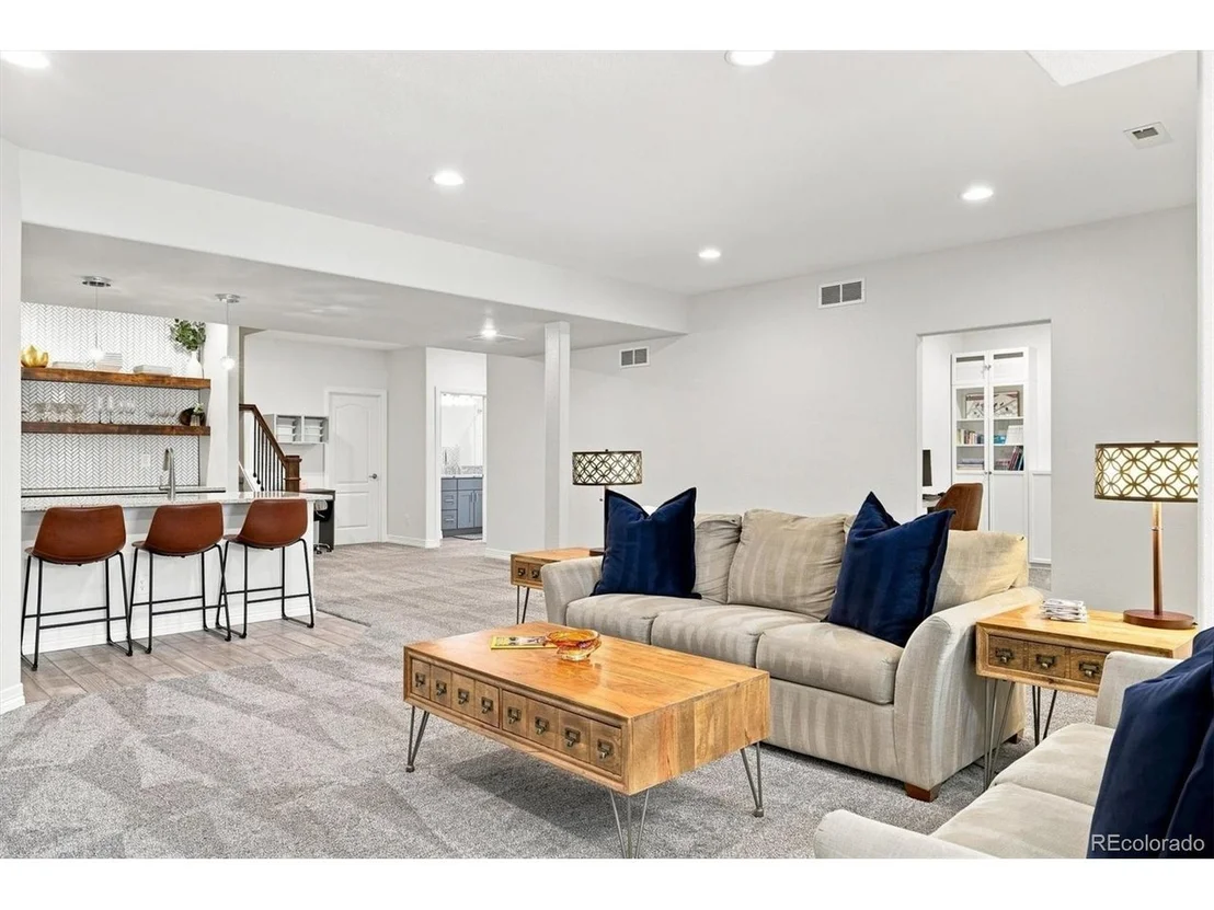 Photo of 9437 Iron Mountain Way
