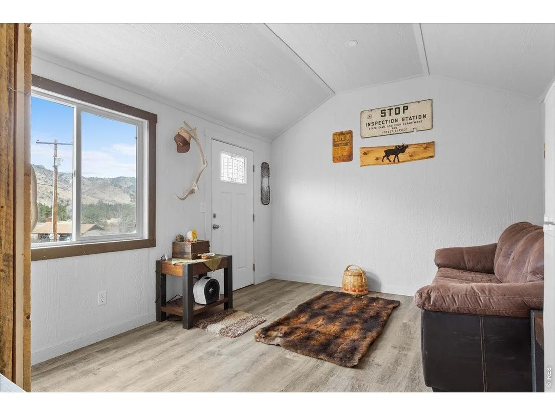 Photo of 59 W Rustic Rd